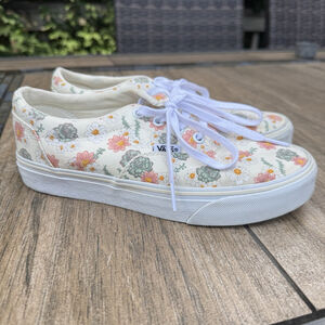 Vans Doheny Shoes Women Pressed Floral Multicolor Canvas Skate Sneakers Size 6.5